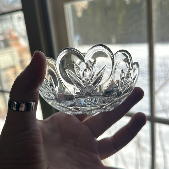 Marquis by Waterford signed Crystal heart ring holder - Picture 2 of 9